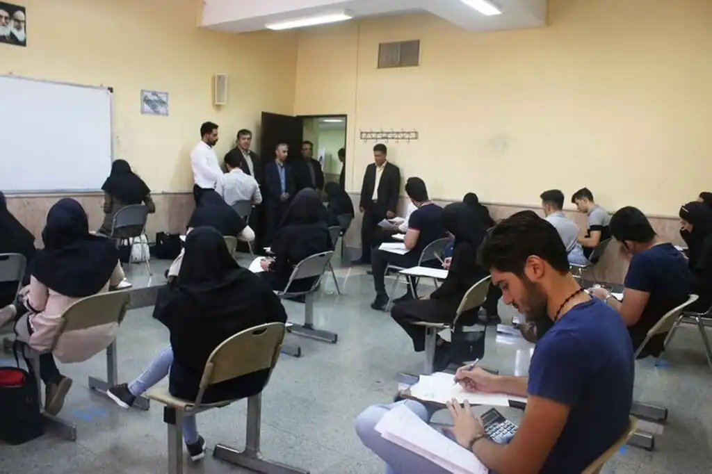 امتحانات پایان ترم دانشجویان حضوری شد