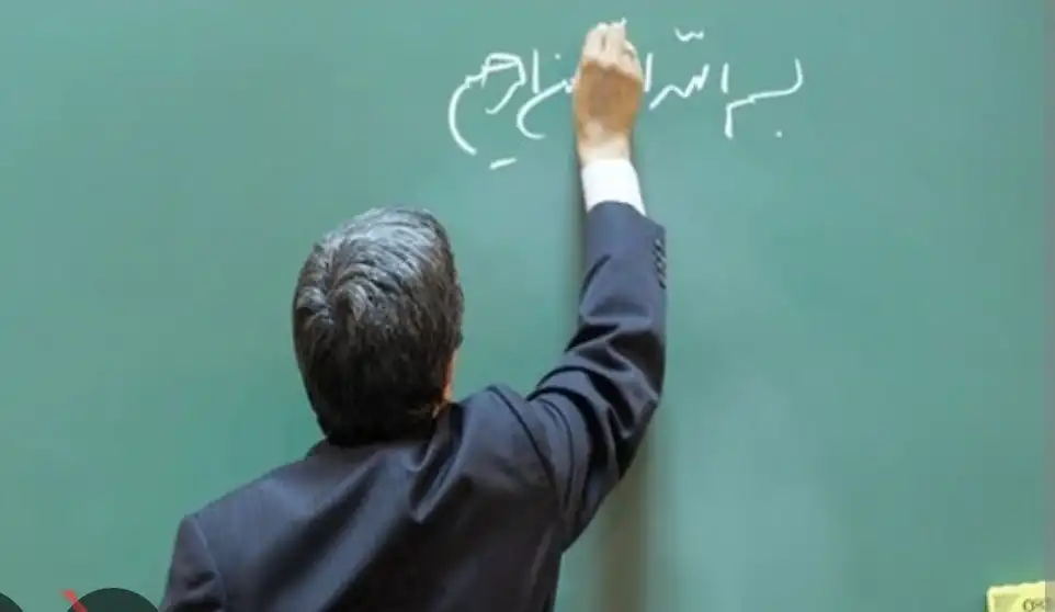 کارزار ۱۵۰ هزار نفری معلمان شاغل و فرهنگیان بازنشسته برای فوق‌العاده خاص